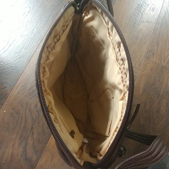 Handbag - Picture 3 of 3